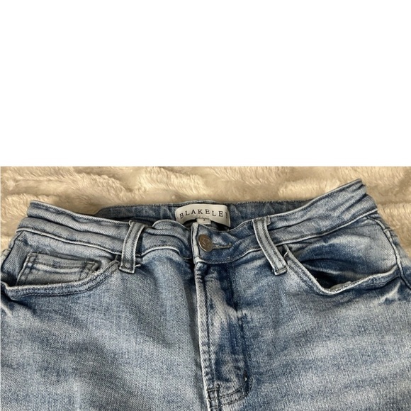 Blakeley Size 3 Women’s  Wide Leg  Crop Stretch Jeans Destroyed - Picture 3 of 11